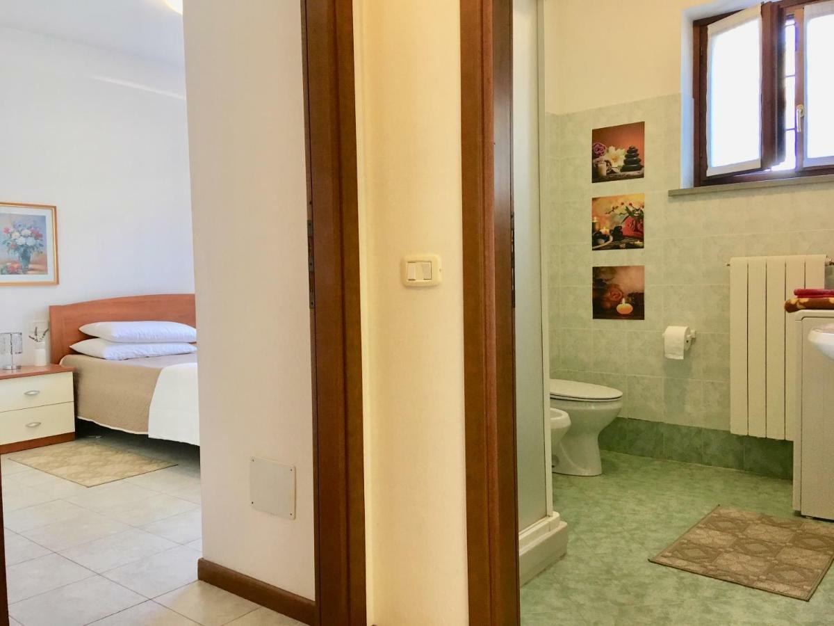 Irina'S House With View On Like And Swimming Pool Apartment Riva di Solto Exterior foto